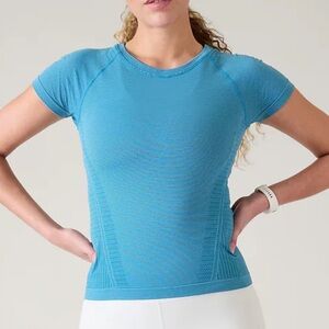 Athleta Momentum Seamless Tee